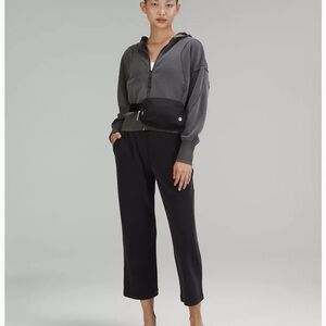 lululemon athletica Everywhere 1L Belt Bag 100% Nylon